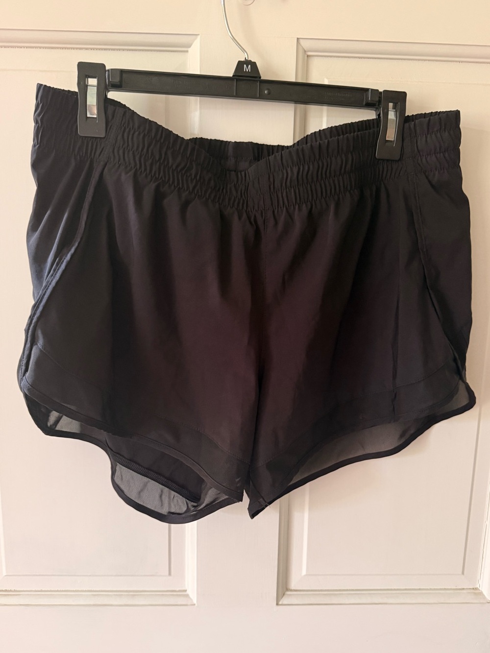Athleta Mesh Racer Run Shorts - Picture 1 of 4
